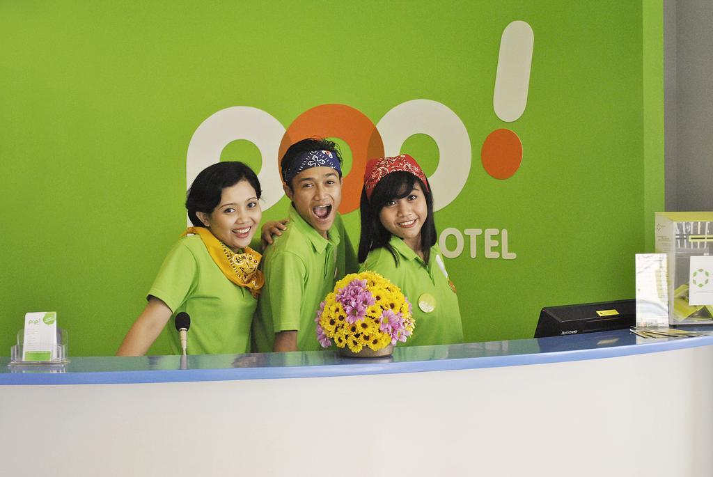 Pop! Hotel Kemang Jakarta Exterior foto